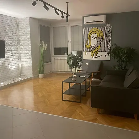 Yellow Apartment *