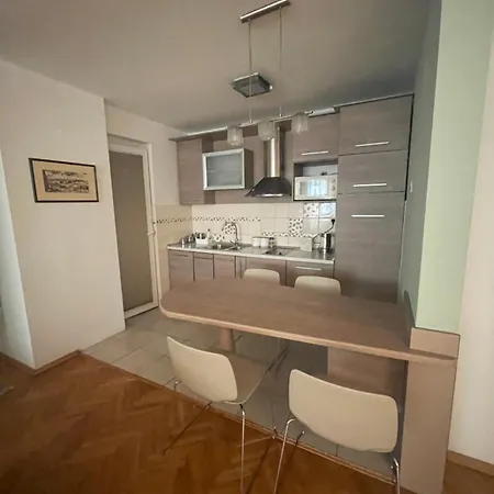 Yellow Apartment *